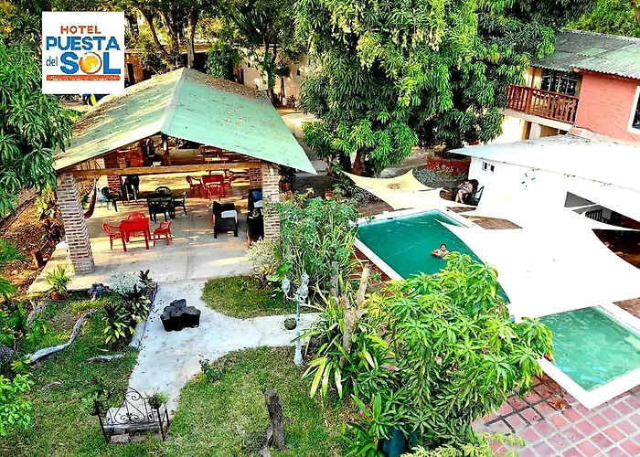 Hotel Puesta Del Sol